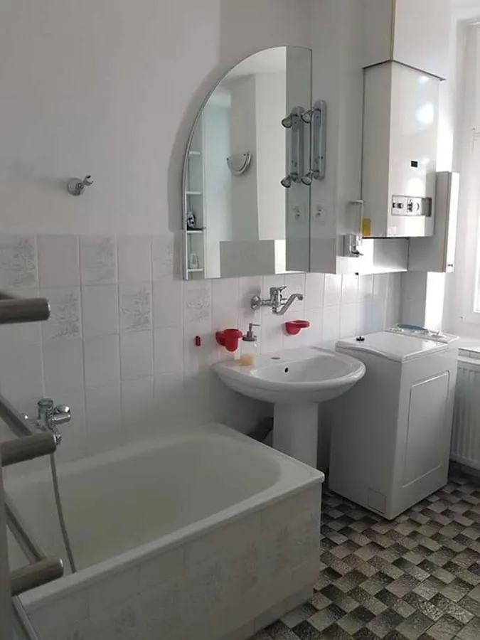 Hostel Nw Pokoje 10 Minut Pieszo Do Centrum Sopot Apartament